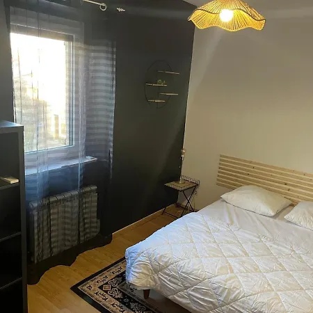 100 M2 Charming *